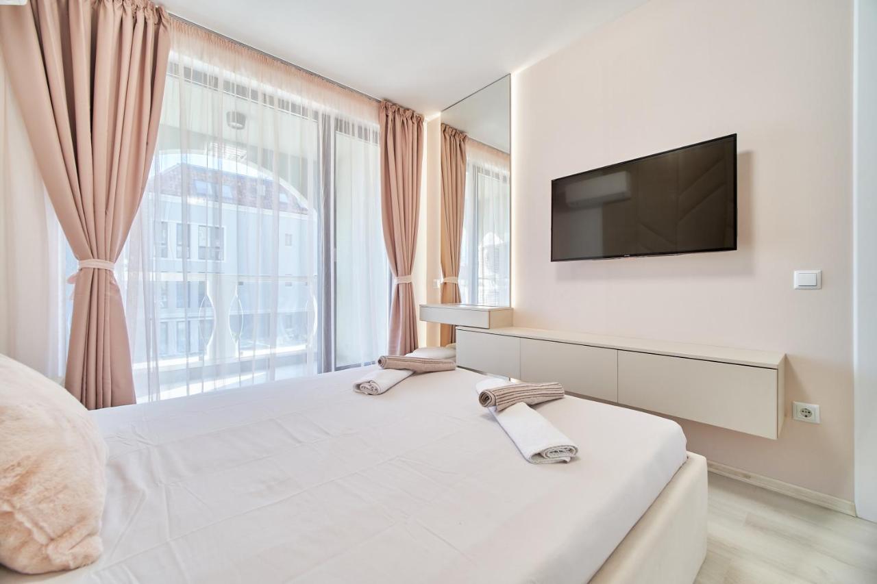 Mediterranea Complex - Luxury Apartment With Sea & Pool View! Varna Luaran gambar