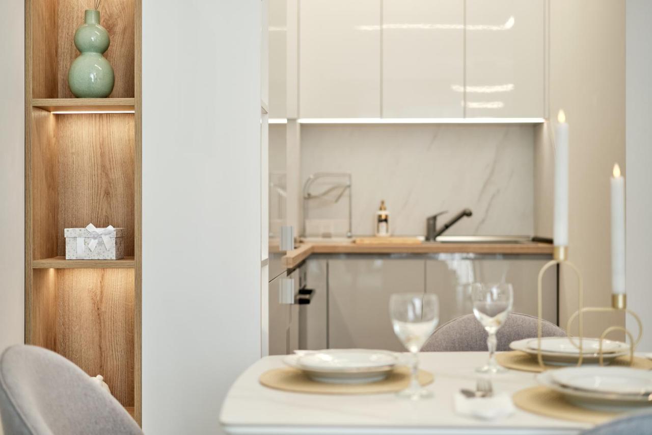 Mediterranea Complex - Luxury Apartment With Sea & Pool View! Varna Luaran gambar