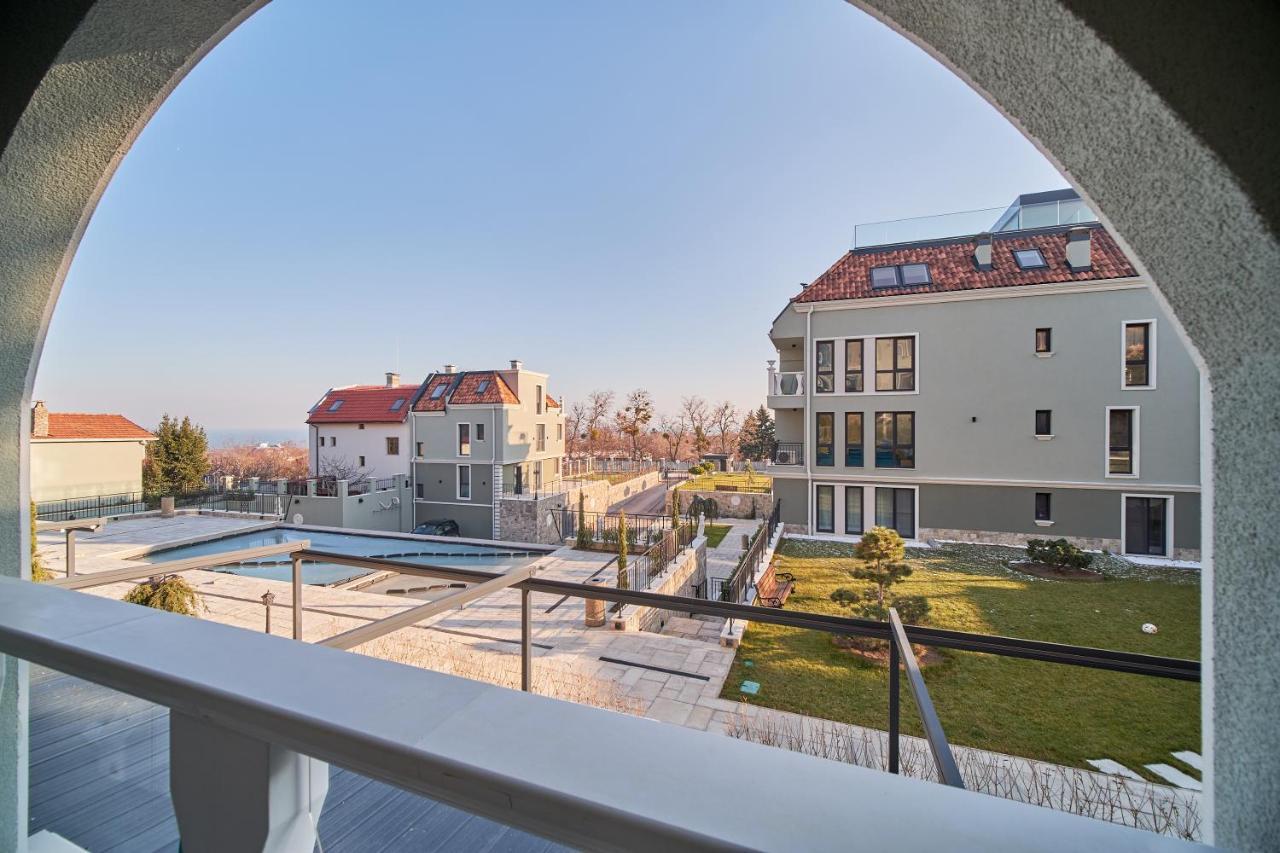 Mediterranea Complex - Luxury Apartment With Sea & Pool View! Varna Luaran gambar